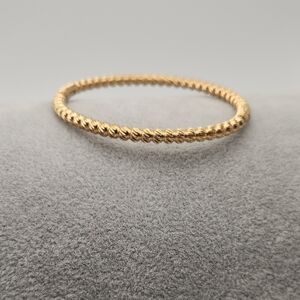18K Gold Plated Stainless Steel Rope-Texture Bangle – Waterproof & Tarnish Proof